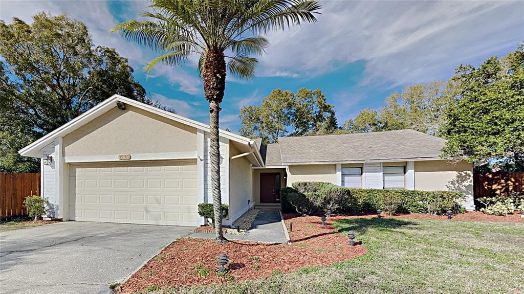 6806 LONGPOINTE WAY TAMPA, FL 33615