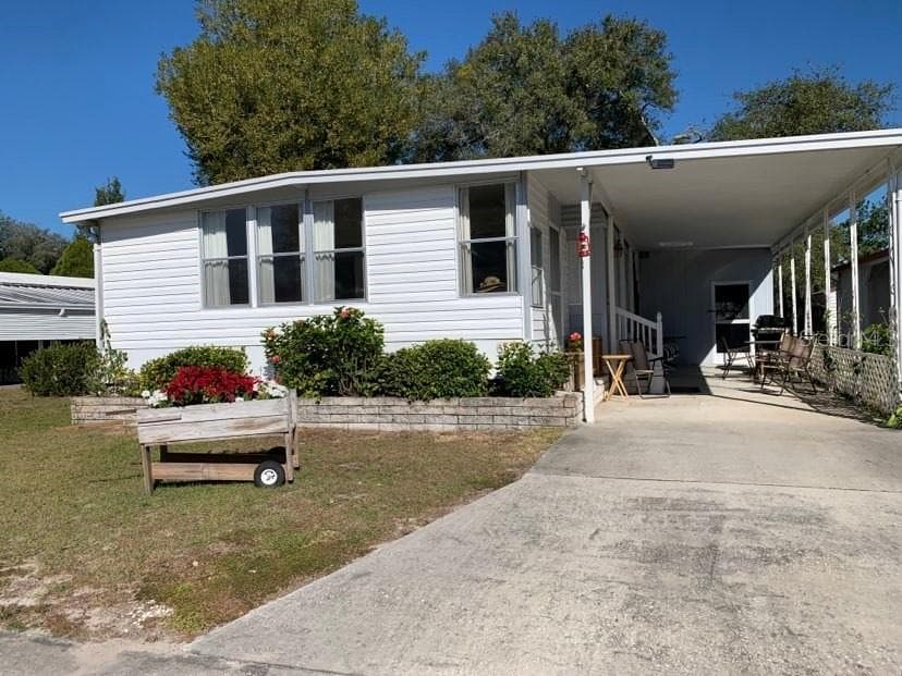 38505 BENIGER DRIVE ZEPHYRHILLS, FL 33540