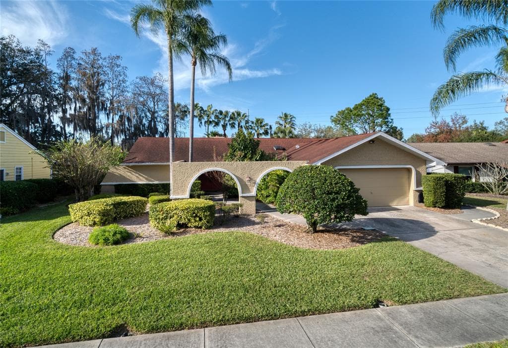 16614 VALLELY DRIVE TAMPA, FL 33618
