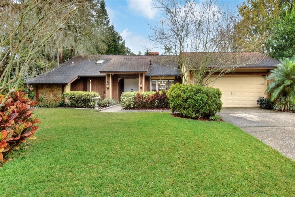 1315 OXMOOR COURT VALRICO, FL 33596
