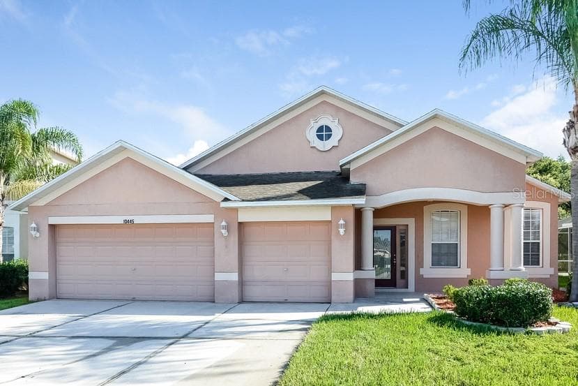 10445 MEADOW SPRING DRIVE TAMPA, FL 33647