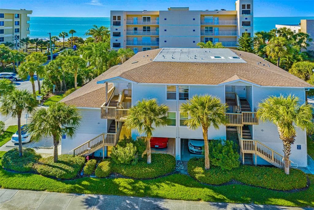 1500 GULF BOULEVARD UNIT 101B INDIAN ROCKS BEACH, FL 33785