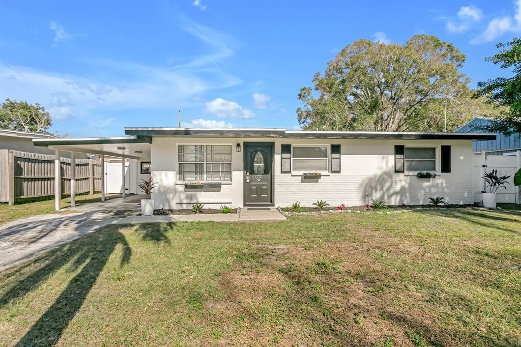2140 ALEMANDA DRIVE CLEARWATER, FL 33764