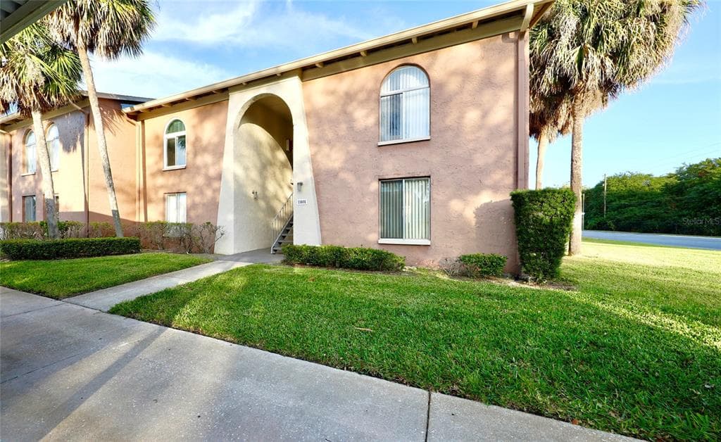 11401 4TH STREET N UNIT 4 ST PETERSBURG, FL 33716