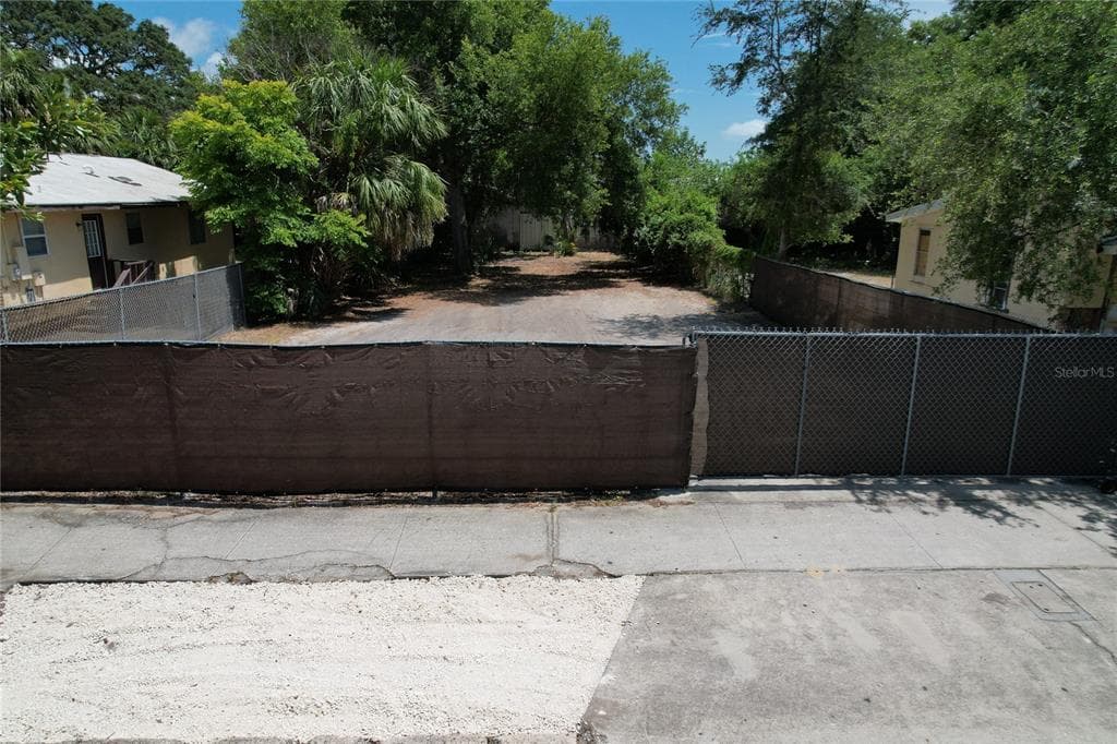 LIME STREET TARPON SPRINGS, FL 34689
