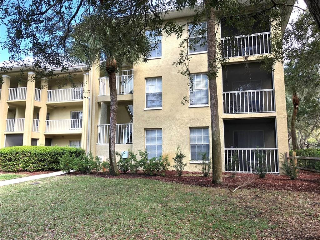 2690 CORAL LANDINGS BOULEVARD UNIT 318 PALM HARBOR, FL 34684