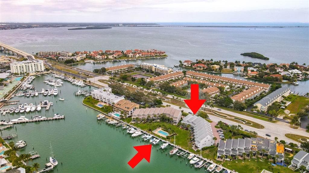 370 PINELLAS BAYWAY S UNIT B TIERRA VERDE, FL 33715