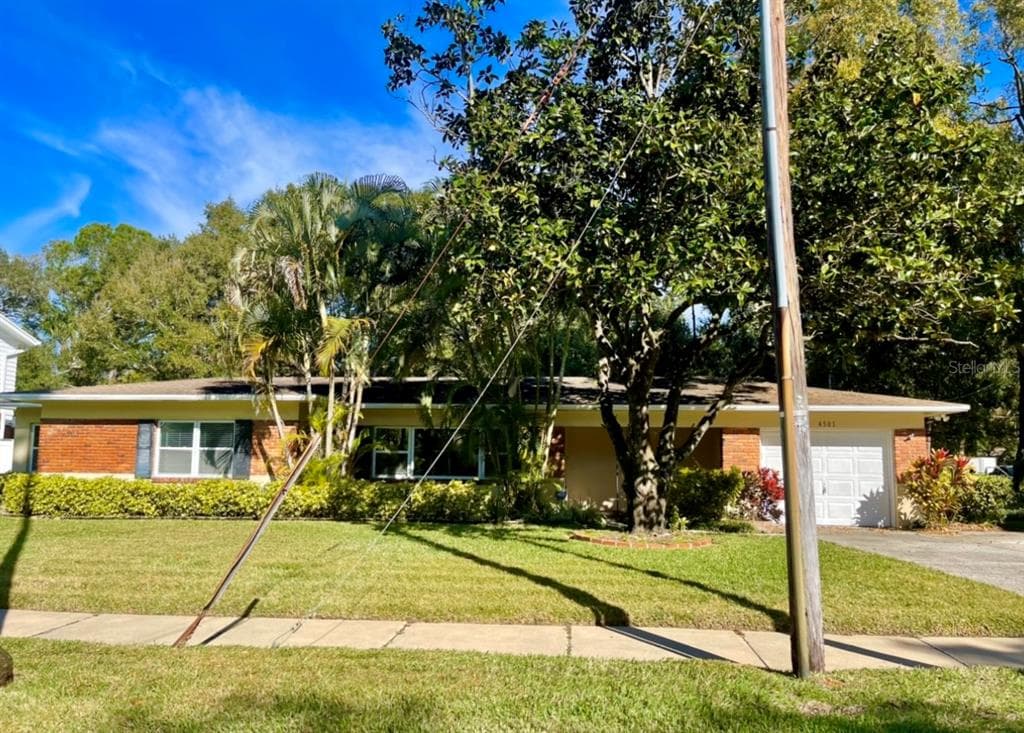4501 W BAY TO BAY BOULEVARD TAMPA, FL 33629