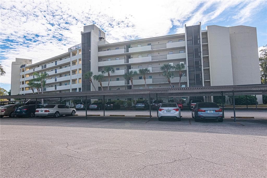 225 COUNTRY CLUB DRIVE UNIT 1201 LARGO, FL 33771