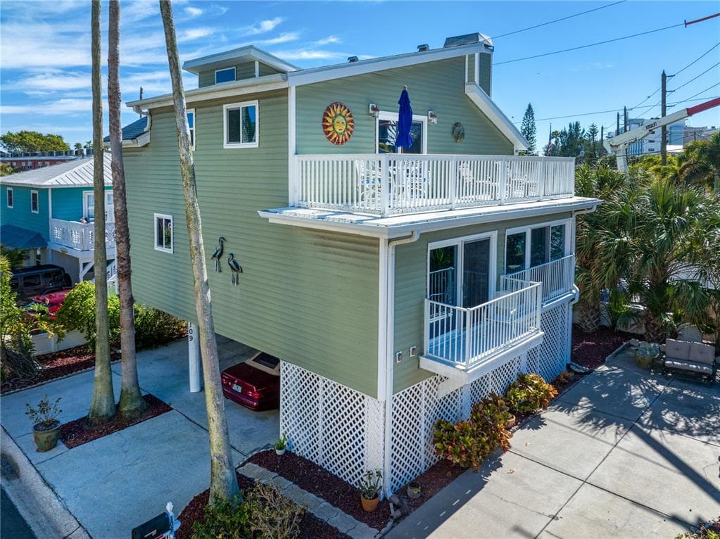 109 85TH AVENUE TREASURE ISLAND, FL 33706