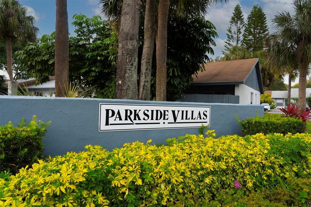 7224 PARKSIDE VILLAS DRIVE ST PETERSBURG, FL 33709