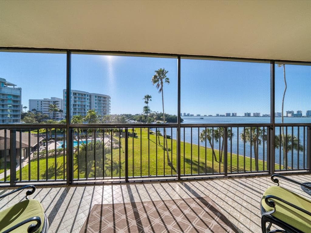 100 OAKMONT LANE UNIT 411-412 BELLEAIR, FL 33756