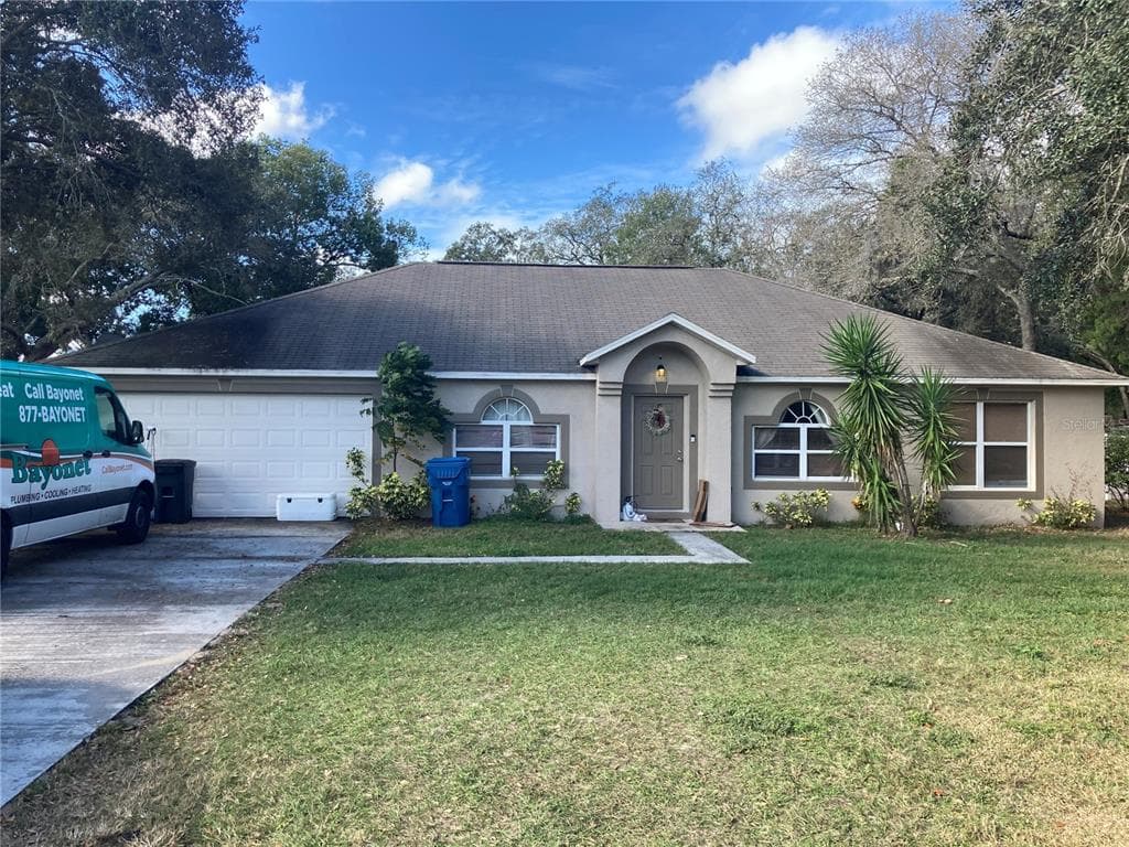 1189 DESMOND AVENUE SPRING HILL, FL 34608