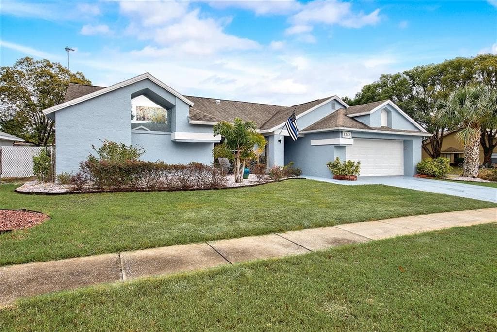 1242 LANSING DRIVE SPRING HILL, FL 34608
