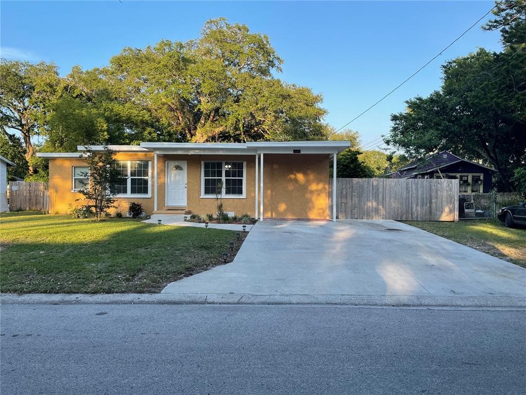 1537 TILLEY AVENUE CLEARWATER, FL 33756