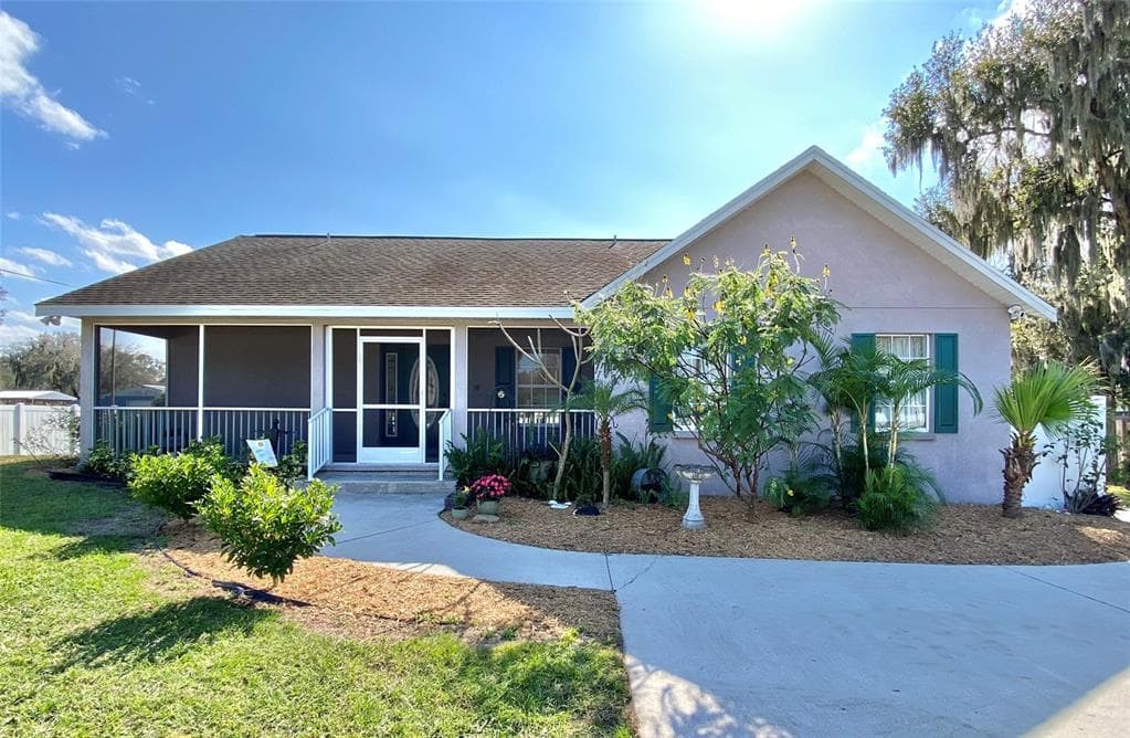 147 OLD WELCOME ROAD LITHIA, FL 33547