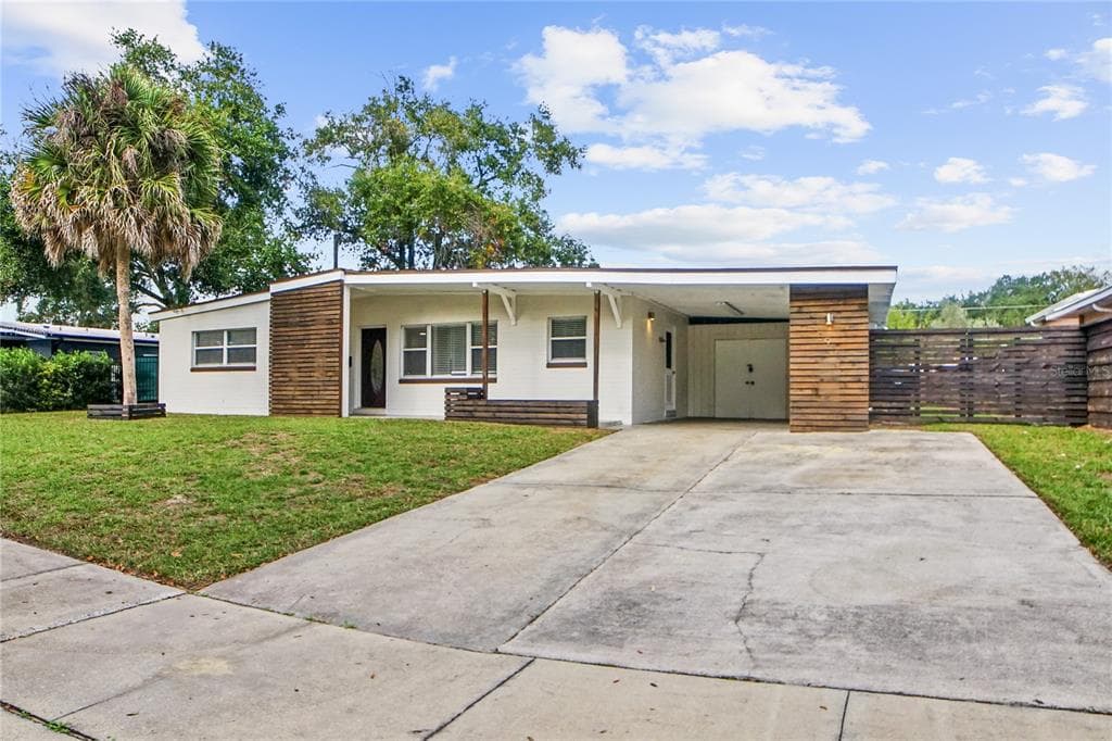 3911 BOBOLINK LANE ORLANDO, FL 32803