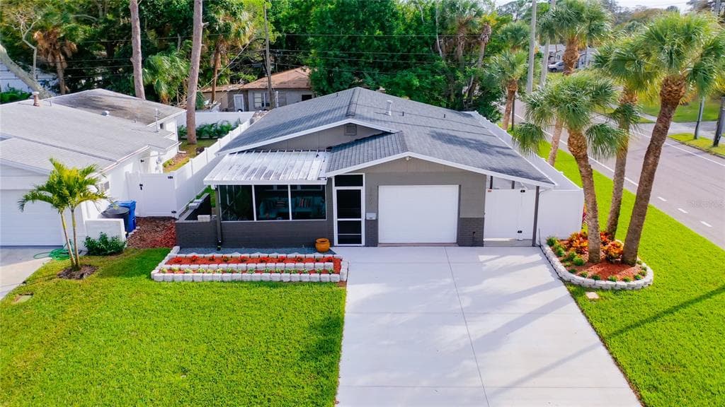 1800 SHORE ACRES BOULEVARD NE ST PETERSBURG, FL 33703