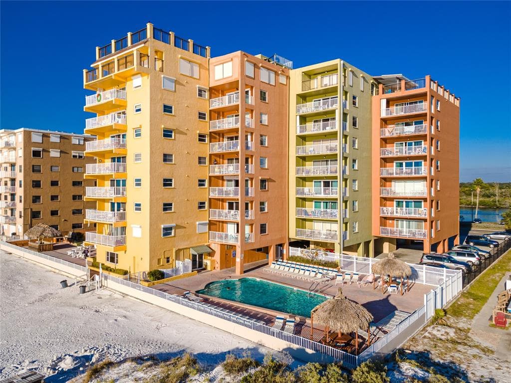 18610 GULF BOULEVARD UNIT 2 INDIAN SHORES, FL 33785