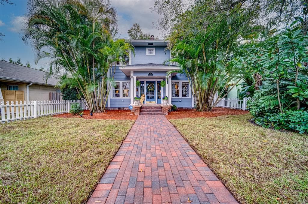 726 30TH AVENUE N ST PETERSBURG, FL 33704