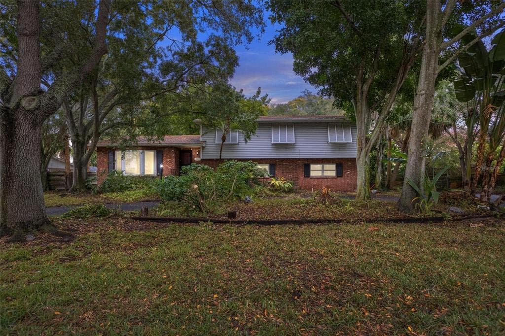 3519 SHORE ACRES BOULEVARD NE ST PETERSBURG, FL 33703