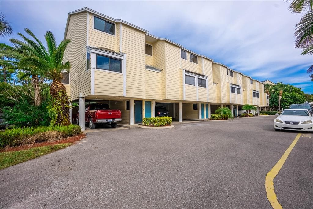 1500 SUNSET ROAD UNIT B6 TARPON SPRINGS, FL 34689