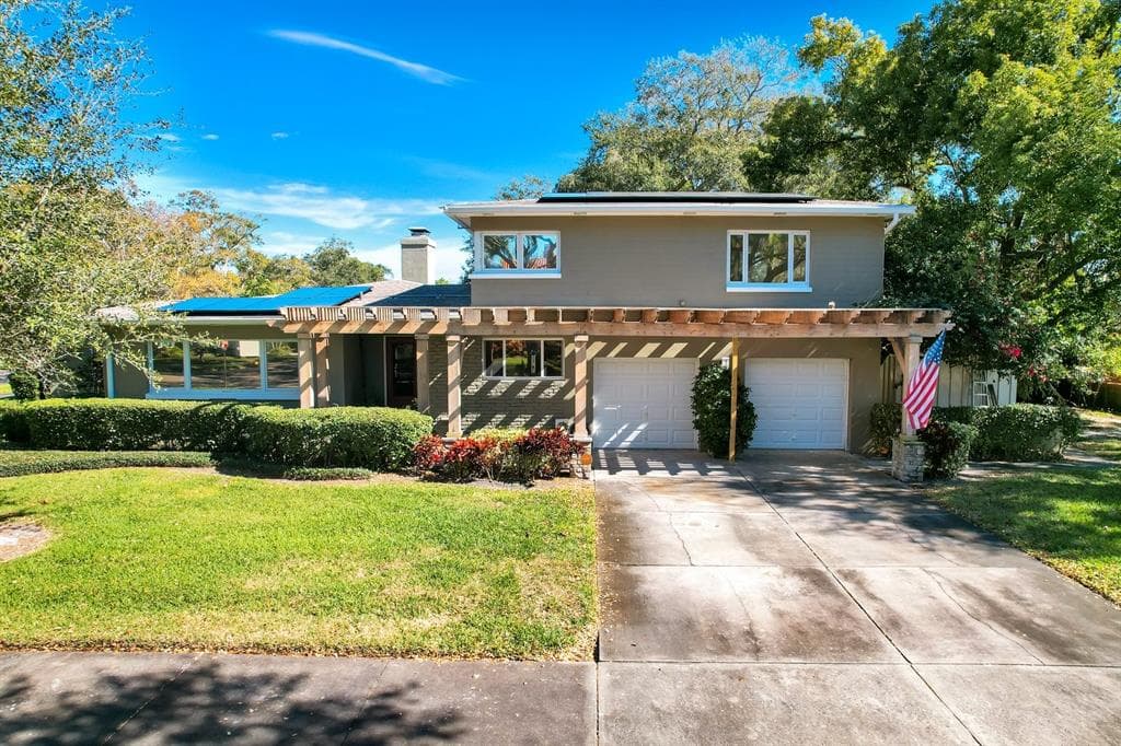 248 62ND AVENUE S ST PETERSBURG, FL 33705