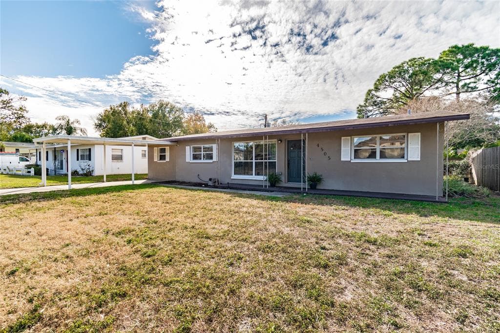 4505 S CORTEZ AVENUE TAMPA, FL 33611