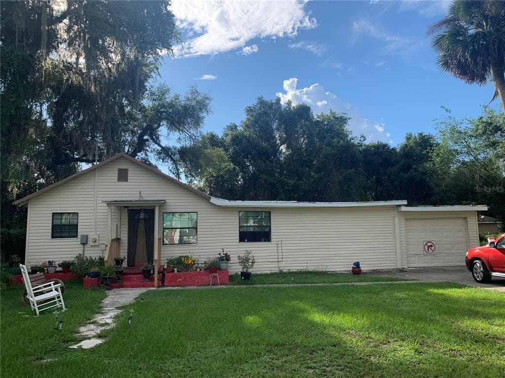 318 NE 4TH STREET WEBSTER, FL 33597