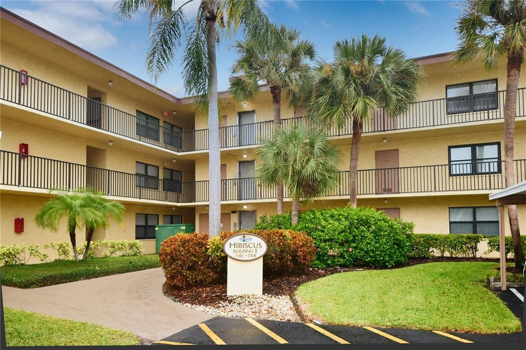 11945 143RD STREET UNIT 7312 LARGO, FL 33774