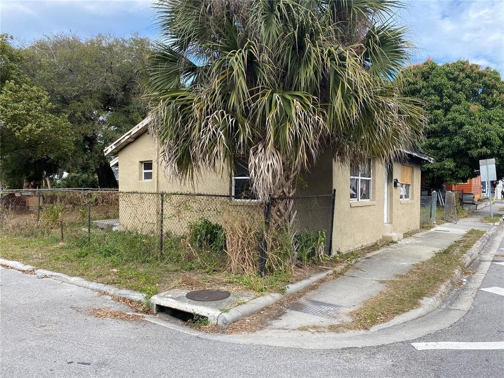 2012 E 17TH AVENUE TAMPA, FL 33605