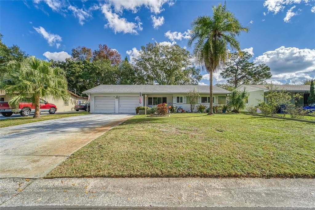 4009 QUEEN STREET N ST PETERSBURG, FL 33714