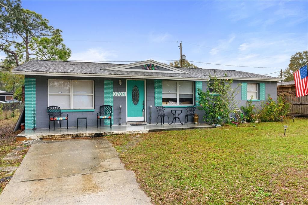 3704 ARGON DRIVE TAMPA, FL 33619