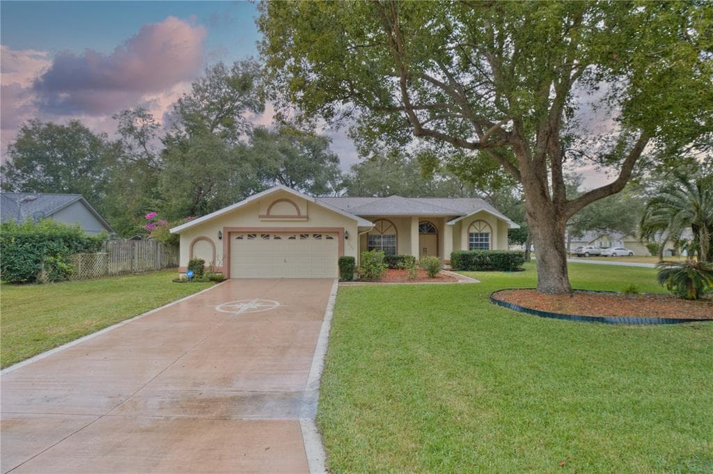 2029 LAREDO AVENUE SPRING HILL, FL 34608