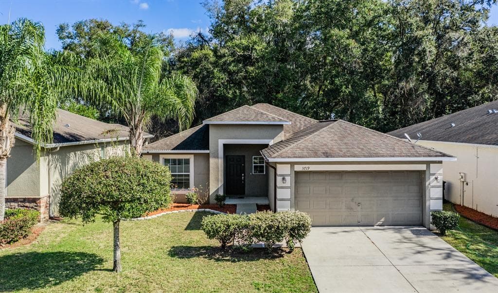3719 MADBURY CIRCLE LAKELAND, FL 33810