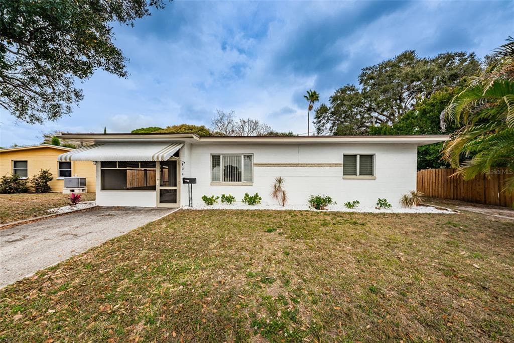 6245 35TH AVENUE N ST PETERSBURG, FL 33710