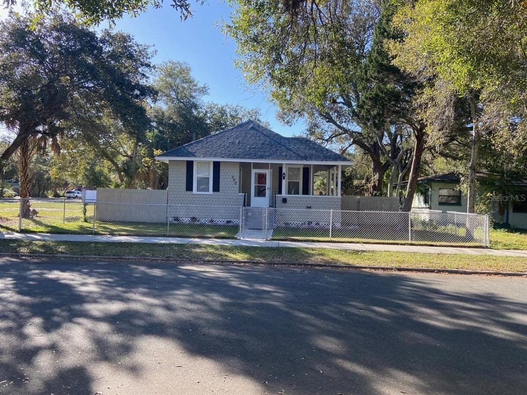 520 26TH AVENUE S ST PETERSBURG, FL 33705