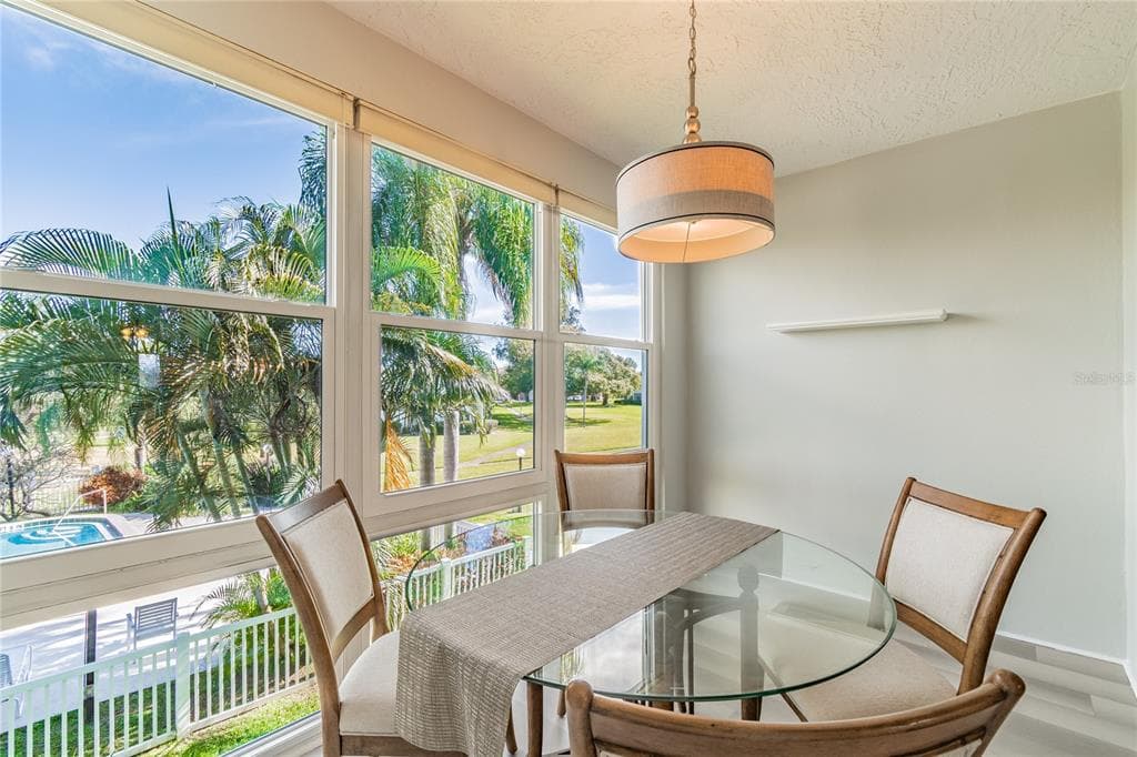 4595 CHANCELLOR STREET NE UNIT 218 ST PETERSBURG, FL 33703