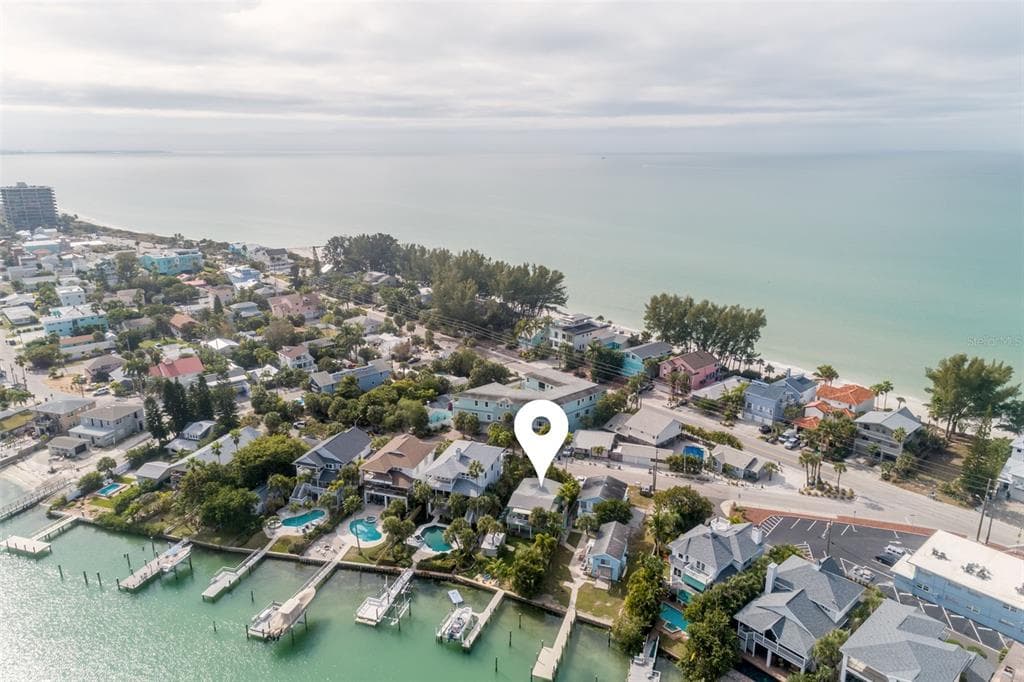 8441 BAYSHORE DRIVE TREASURE ISLAND, FL 33706