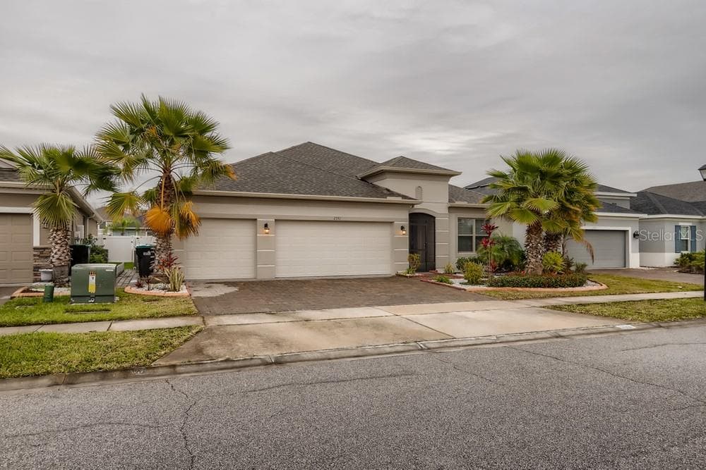 2331 DAMMAR STREET ORLANDO, FL 32824