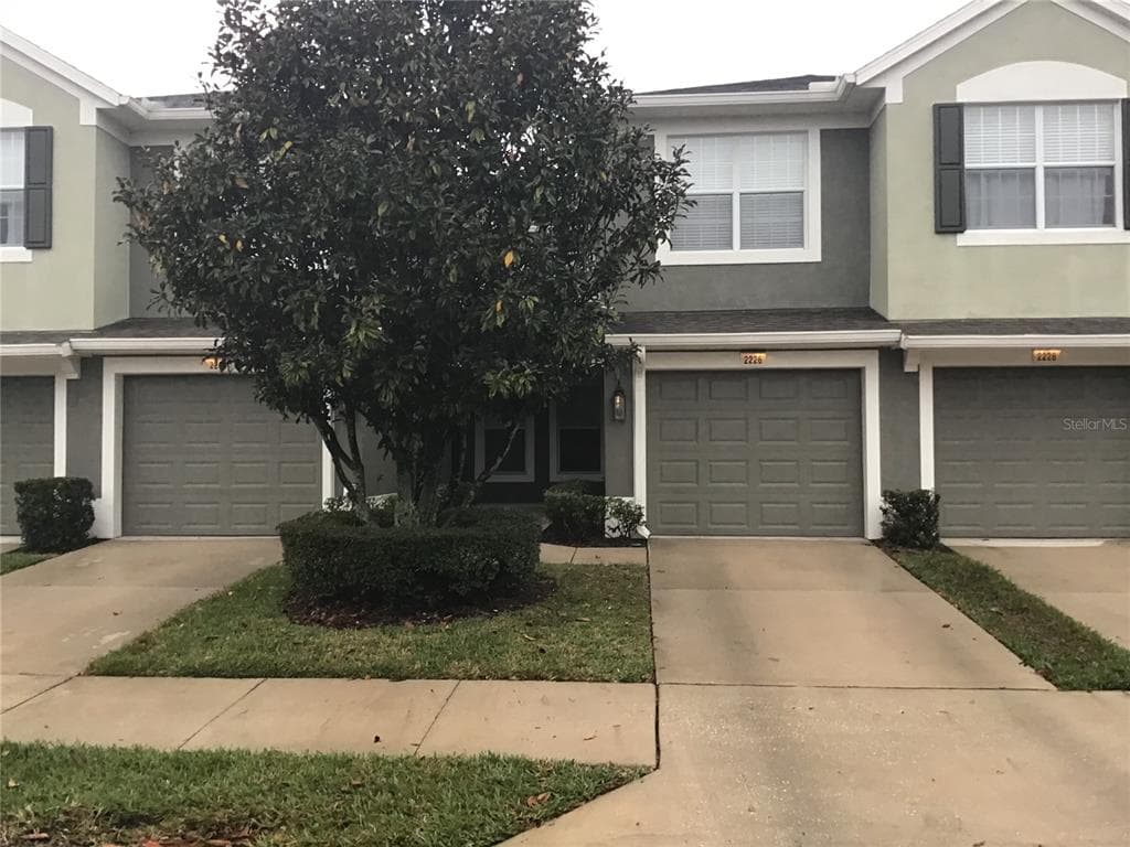 2226 KINGS PALACE DRIVE UNIT 2226 RIVERVIEW, FL 33578