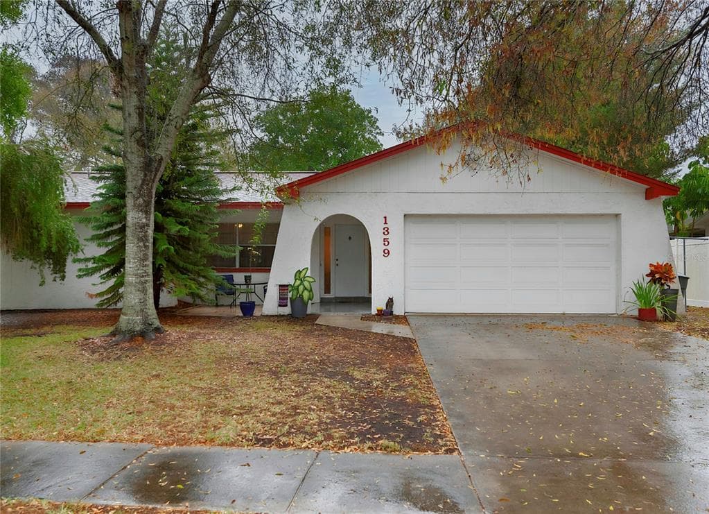 1359 DINNERBELL LANE E DUNEDIN, FL 34698