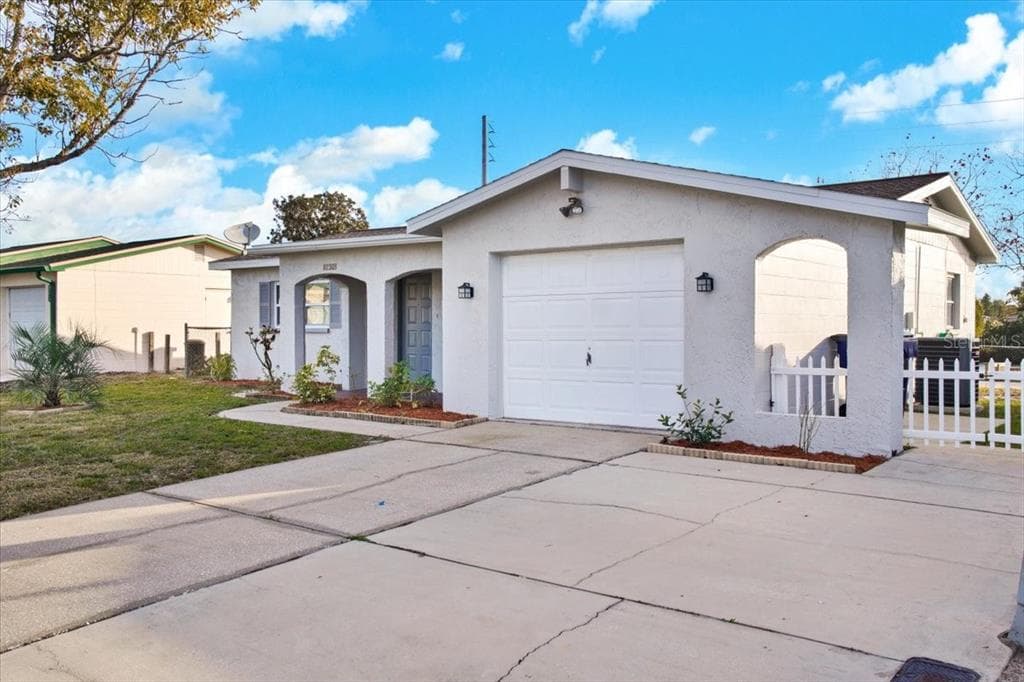 9750 MARLINTON LANE PORT RICHEY, FL 34668