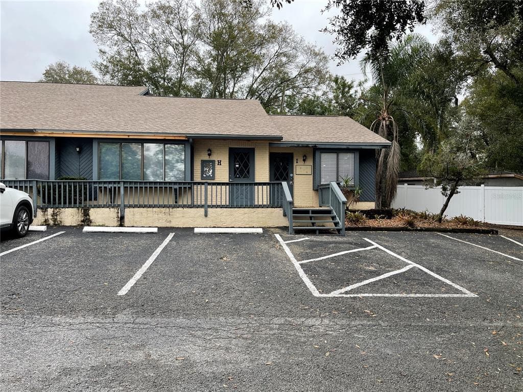 1433 GULF TO BAY BOULEVARD UNIT H CLEARWATER, FL 33755