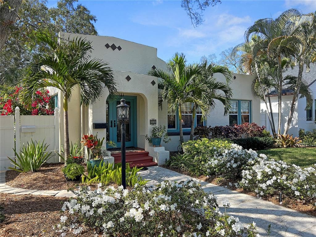 934 13TH STREET N ST PETERSBURG, FL 33705