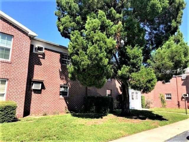 8560 9TH WAY N UNIT A ST PETERSBURG, FL 33702