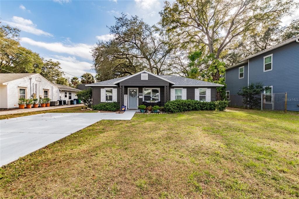 4310 W ZELAR STREET TAMPA, FL 33629