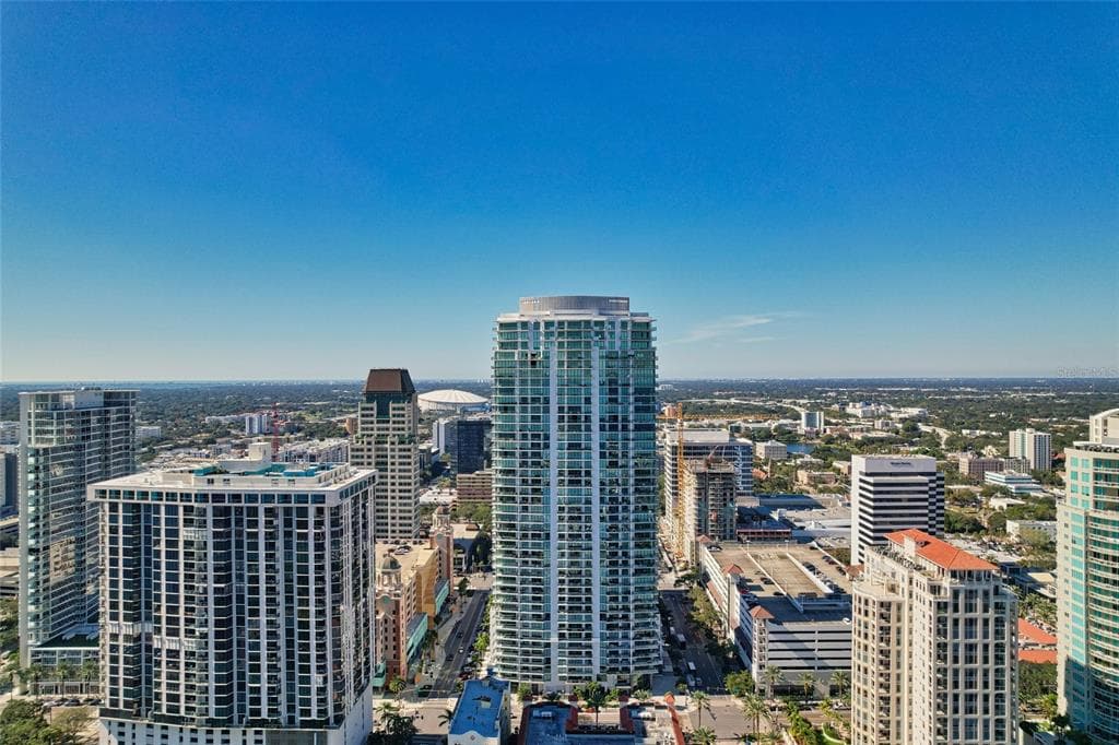 100 1ST AVENUE N UNIT 2205 ST PETERSBURG, FL 33701