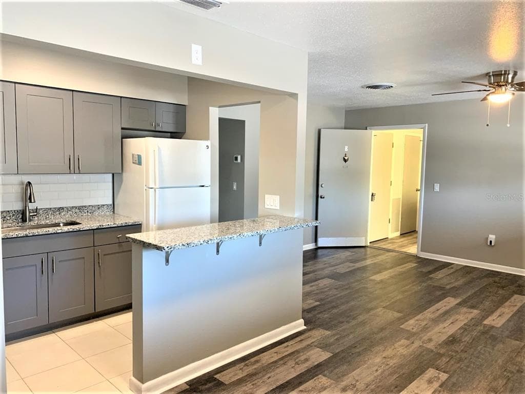 15695 BEDFORD CIRCLE E UNIT F CLEARWATER, FL 33764