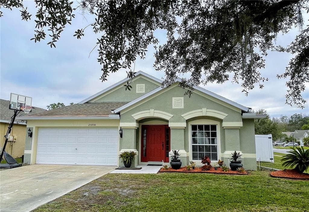 25930 WINNING COLORS WAY WESLEY CHAPEL, FL 33544